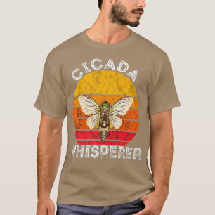 Camiseta Cicada Whisperer Brood Insectos Retro Sunset Swarm