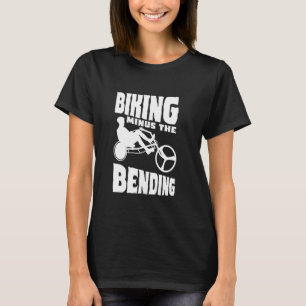 Camiseta Ciclismo Menos La Bicicleta De Ciclismo En Curso