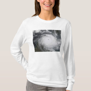 Camiseta Ciclón Mónica en el océano de South Pacific