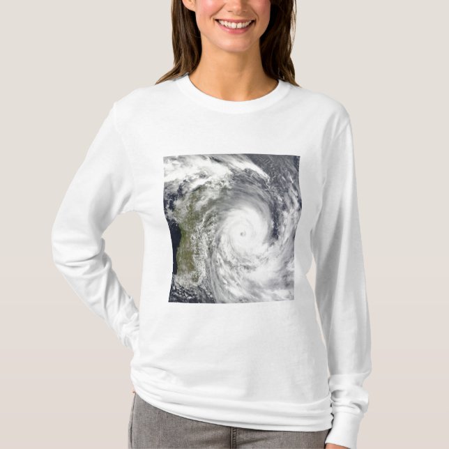 Camiseta Ciclón tropical Gael frente a Madagascar 2 (Anverso)