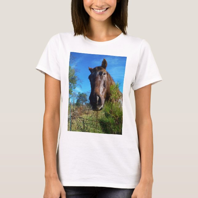 Camiseta Cielo azul de caballo marrón y crema (Anverso)
