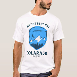 Camiseta Cielo azul monta formalmente los evanes