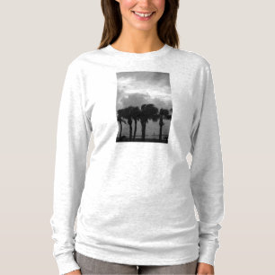 Camiseta Cielos tropicales de cielos de grises camisas de m
