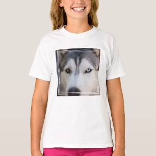 Camiseta Cierre de la vista estática de un Malamute de Alas