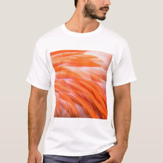 Camiseta Cierre de plumas artísticas de coral y rosa