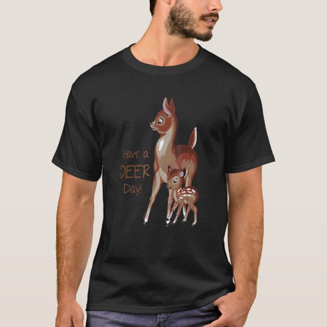 Camiseta Ciervo ilustrado a mano con cervatillo manchado Te (Anverso)
