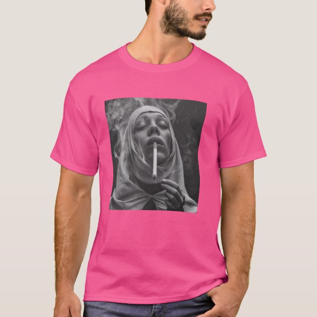 Camiseta Cigarrillos calientes para fumar una monja rebelde (Anverso)