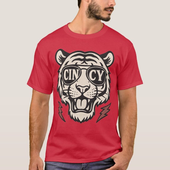 CAMISETA CINCO (Anverso)