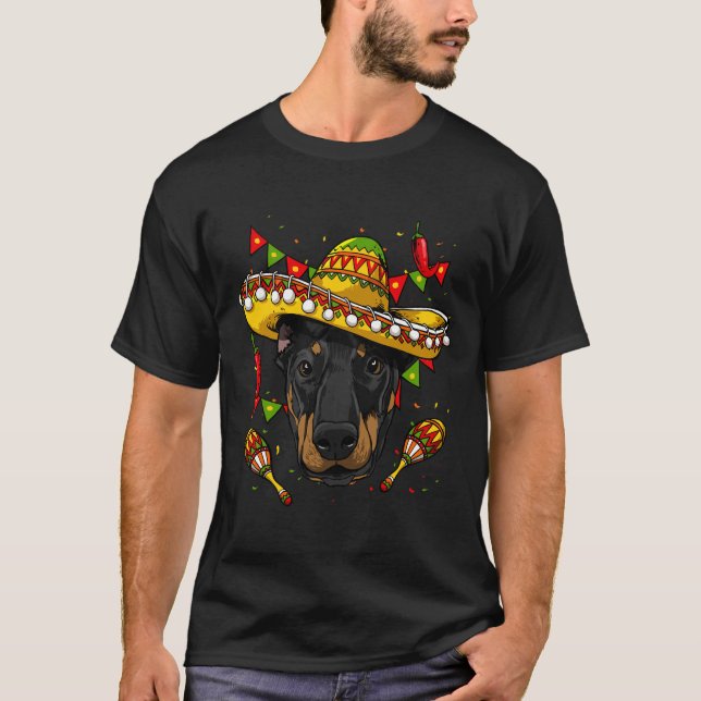 Camiseta Cinco De Mayo Dobermann Hombres Mujeres Sombrero (Anverso)