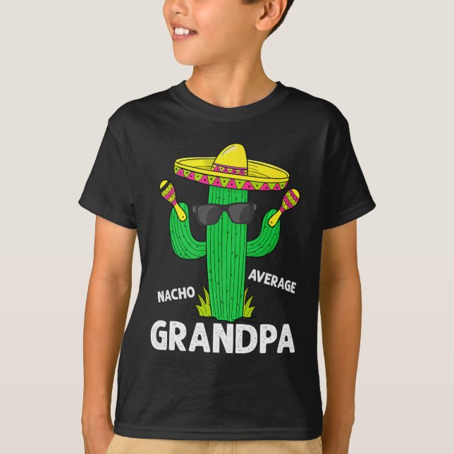 Camiseta Cinco De Mayo Gracioso Nacho Promedio Abuelo Sombr (Anverso)