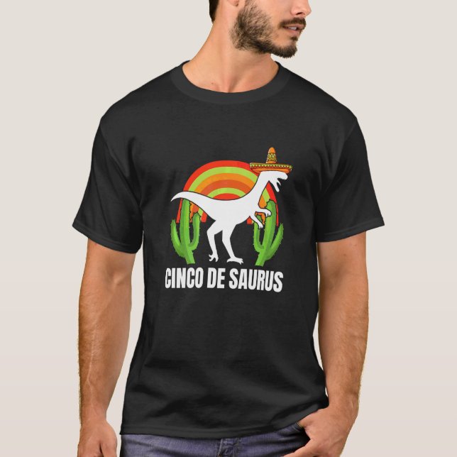 Camiseta Cinco De Saurus Dinosaurio Cinco De Mayo Sombrero (Anverso)