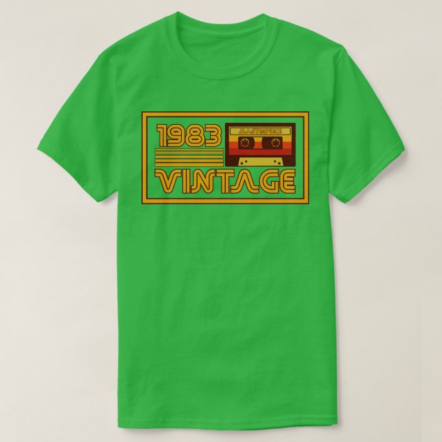 Camiseta Cinta Cassette de la pieza maestra de 1983 retro v (Diseño del anverso)