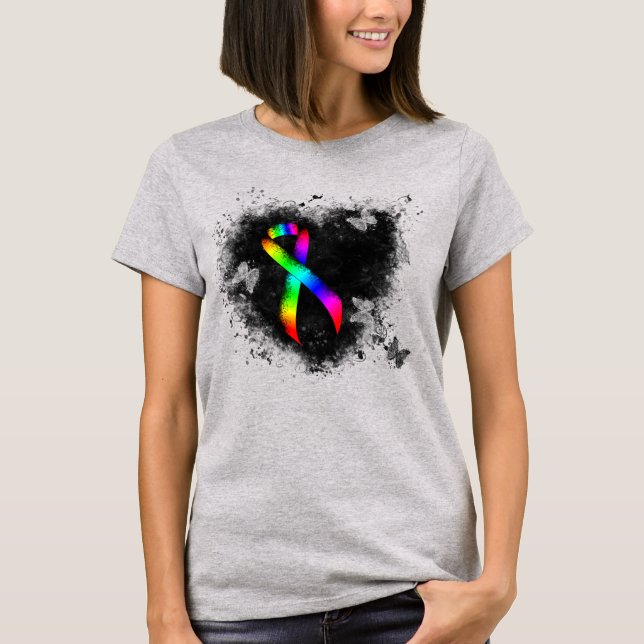 Camiseta Cinta de concientización del arcoiris Corazón de a (Anverso)