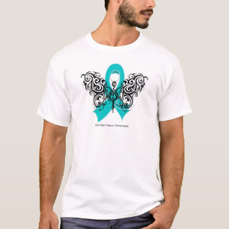 Camiseta Cinta tribal de la mariposa del cáncer ovárico