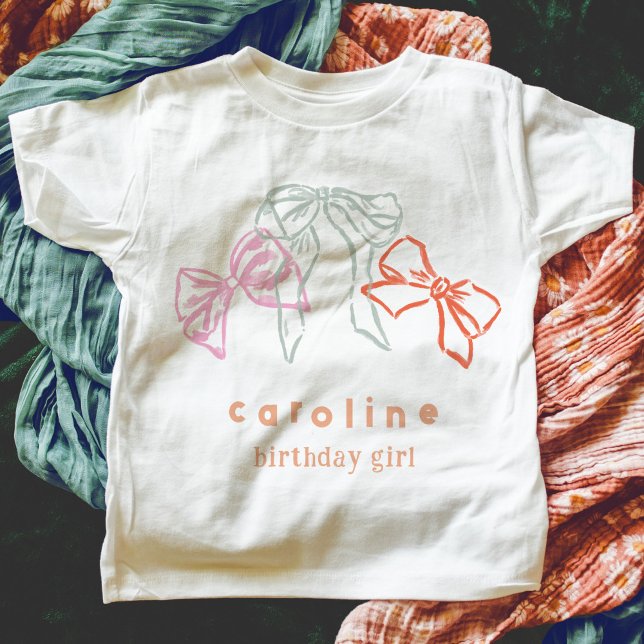 Camiseta Cintas y vacas acuarelas Chicas Fiesta de cumpleañ (Watercolor ribbons and bows personalized birthday girl party t-shirt.)