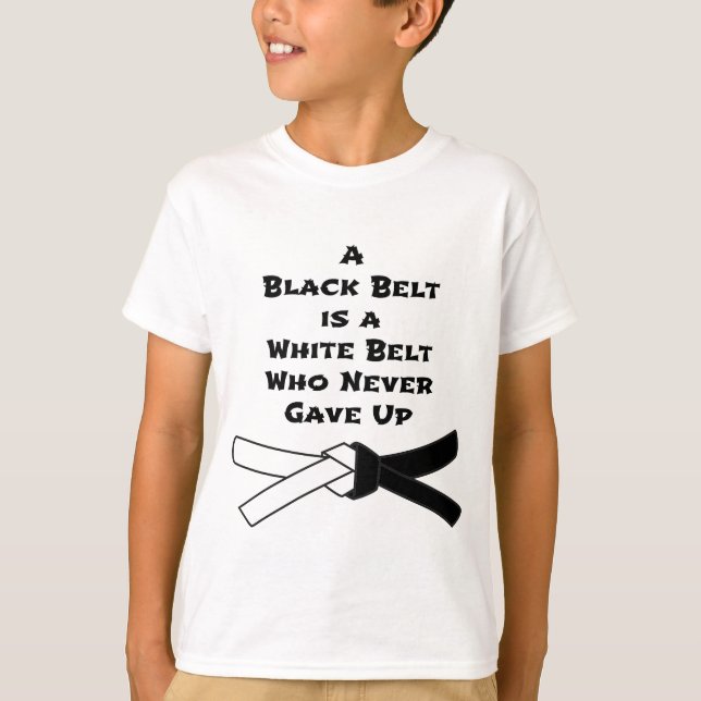 Camiseta Cinturón Negro (Anverso)