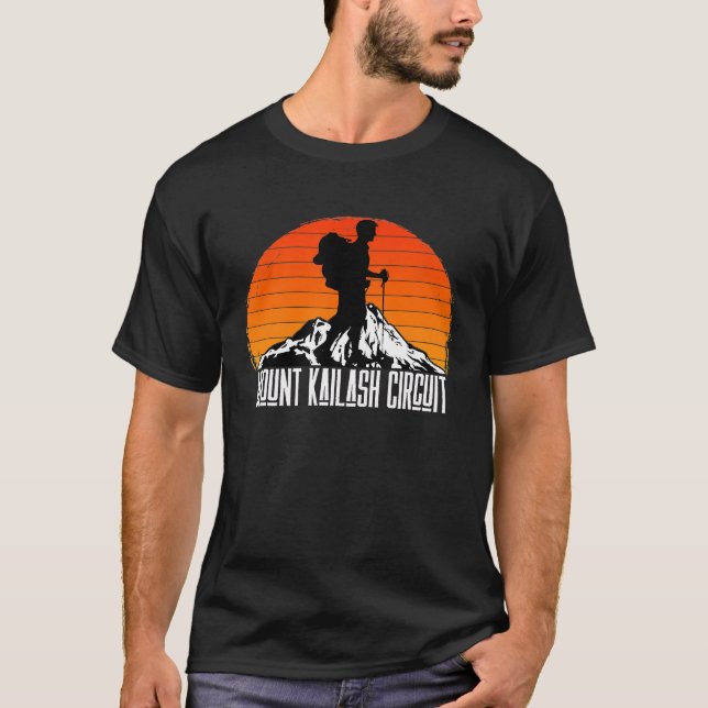 Camiseta Circuito de Mount Kailash Senderismo Viñeta Retro (Anverso)