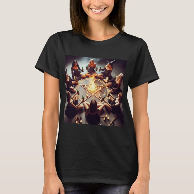 Camiseta Círculo de Brujas: Ritual del Pentáculo en Llamas (Anverso)
