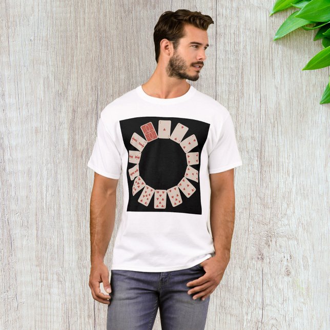 Camiseta Círculo de tarjetas de reproducción de corazones (Subido por el creador)