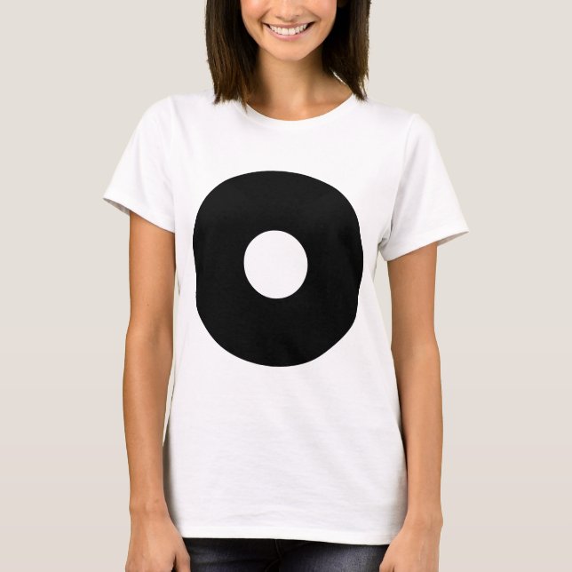 Camiseta Círculo Holed 02 (Anverso)