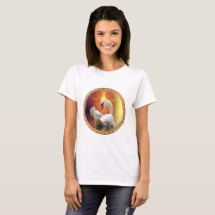 Camiseta Cisne blanco con fondo de oro y naranja