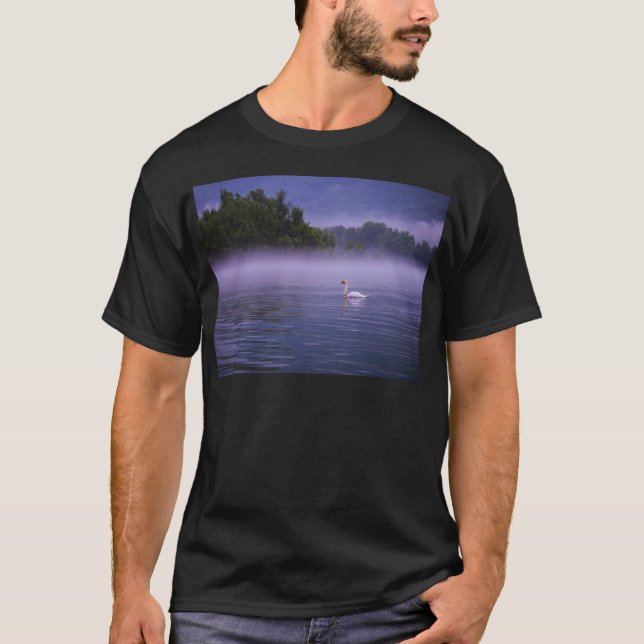 Camiseta Cisne en lago (Anverso)