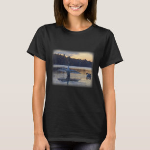 Camiseta Cisnes en el estanque del Cuerno