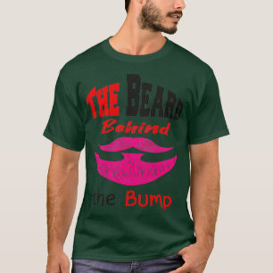 Camiseta Cita de barba divertida la barba detrás del bombeo