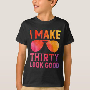 Camiseta Cita de cumpleaños de 30 años Gráficos divertidos 