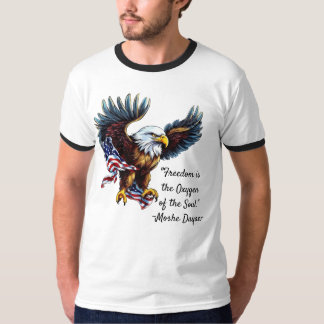Camiseta Cita de "Libertad" con águila estadounidense y la 