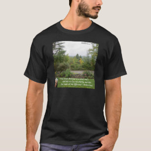 Camiseta Cita de sabiduría de Robert Frost "Camino menos tr