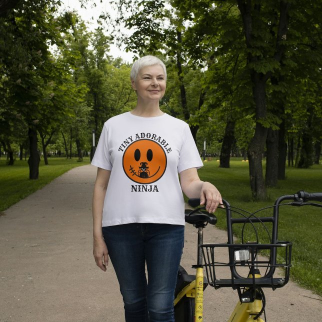 Camiseta Cita divertida de gato negro de Halloween personal (Subido por el creador)