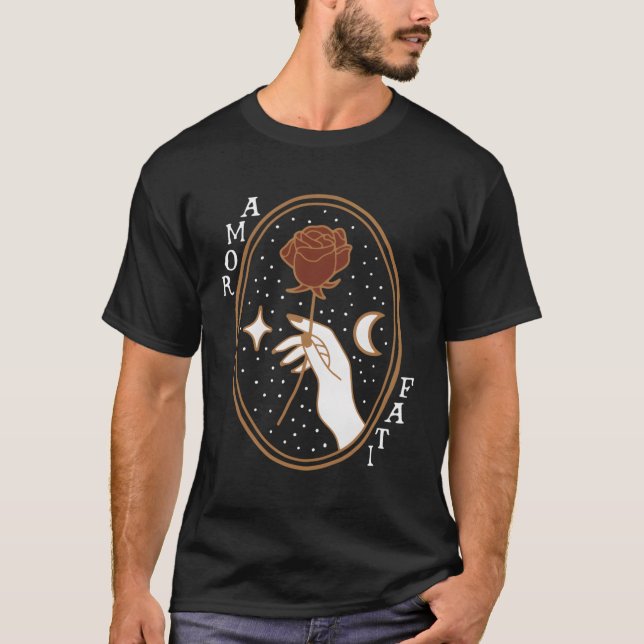 Camiseta Cita estoica amor oro fati (Anverso)