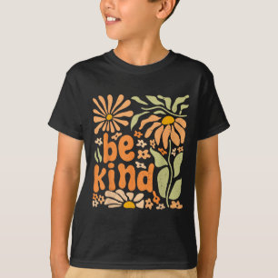 Camiseta Cita Floral positiva de Be Kind Las Flores De Boho