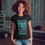 Camiseta Cita inspiradora Jesús Guión moderno<br><div class="desc">Camiseta cristiana con el verso bíblico de Juan 14:6 Jesús le dijo: "Soy el camino, la verdad y la vida. Nadie puede venir al Padre excepto a través de mí". Los versos son en tonos pastel azules y en caligrafía mixta y tipografía minimalista. Este diseño moderno y moderno es la...</div>