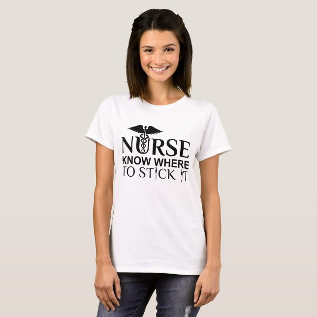Camiseta Cita linda de la enfermería: La enfermera sabe (Anverso completo)