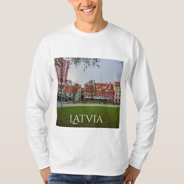 Camiseta Ciudad antigua de Riga en otoño (Anverso)