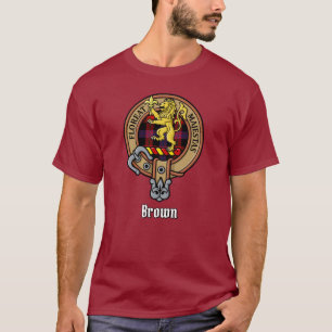 Camiseta Clan Brown Escudo sobre Tartán