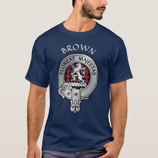 Camiseta Clan Brown Escudo y Tartán (Anverso)