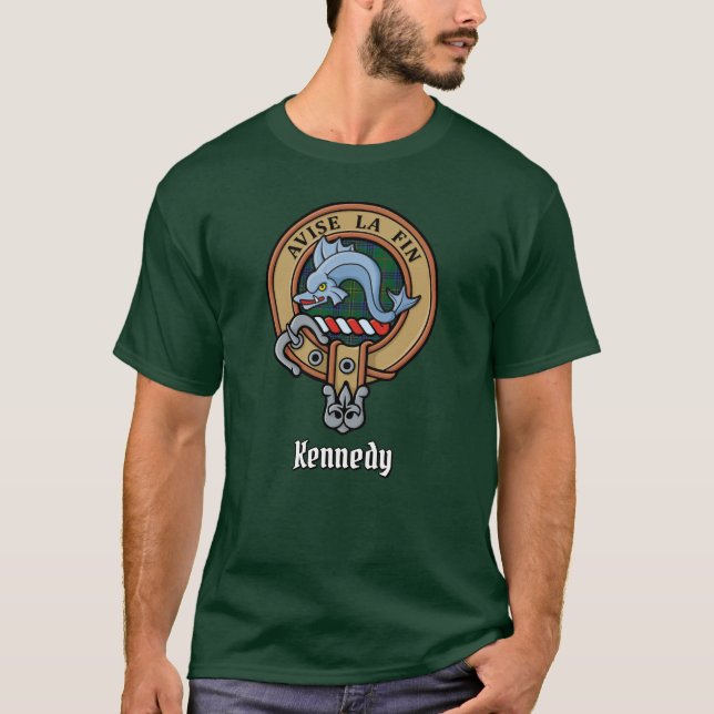 Camiseta Clan Kennedy Escudo sobre Tartán (Anverso)