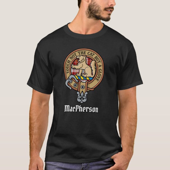 Camiseta Clan MacPherson Escudo por Red Dress Tartán (Anverso)