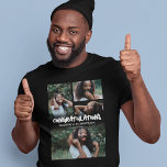 Camiseta Clase de 2025 Felicitaciones Graduate Photo<br><div class="desc">Clase de camiseta de graduación 2025 con 4 fotos del graduado,  un overlay negro,  el título "felicitaciones",  el nombre de los graduados y su año de clase.</div>