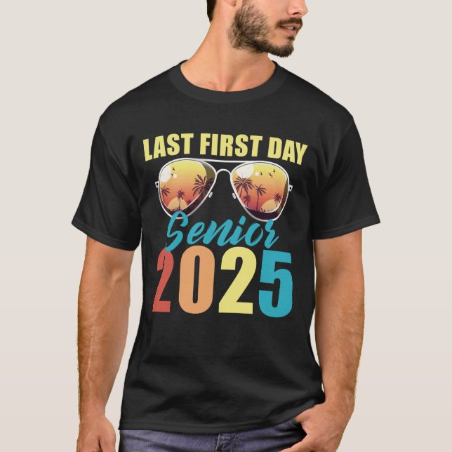 Camiseta Clase de 2025 Retro Último Primer Día Senior 2025 (Anverso)