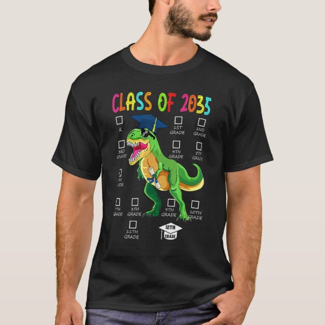 Camiseta Clase de 2035 Crece conmigo Pre K Kinder Dinosauri (Anverso)