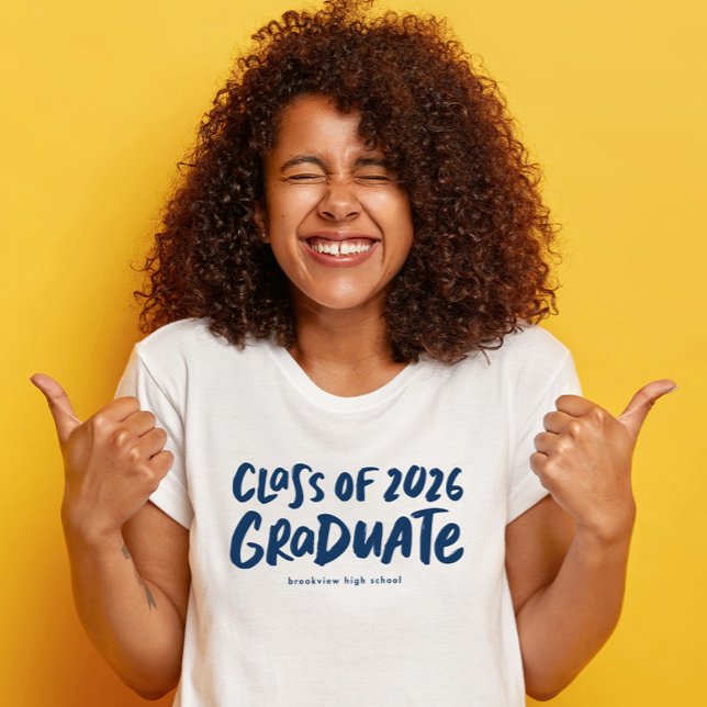 Camiseta Clase de graduación de 2025 en la marina moderna (Subido por el creador)