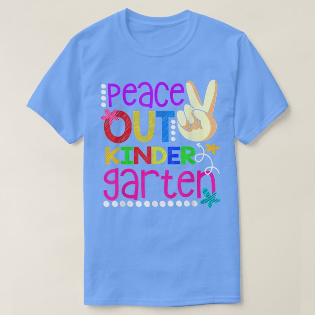Camiseta Clase de jardines de infancia de Peace Out de 2022 (Diseño del anverso)