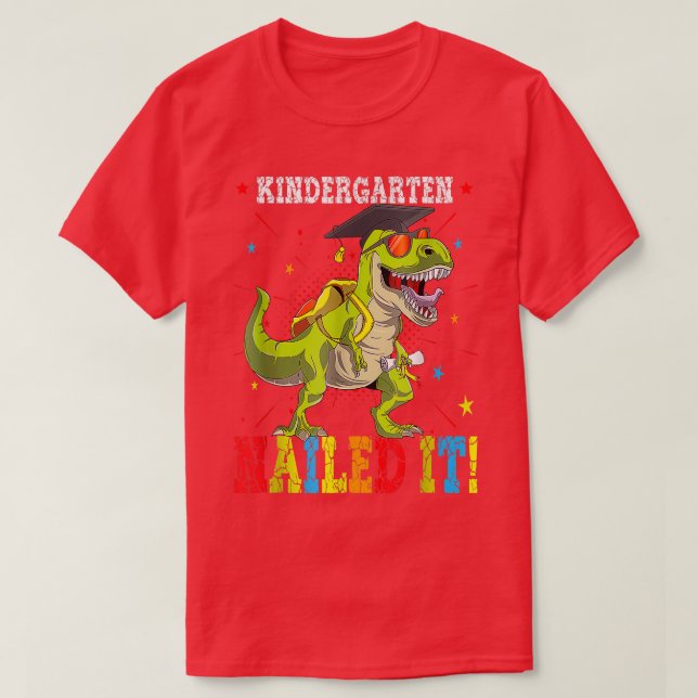 Camiseta Clases de Graduado de Dinosaur TRe de Kindergarten (Diseño del anverso)