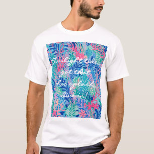 Camiseta clásica con gráfico elegante
