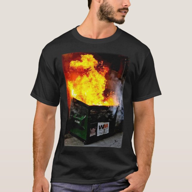 Camiseta Clásica de Fuego contra Dumpster (Anverso)