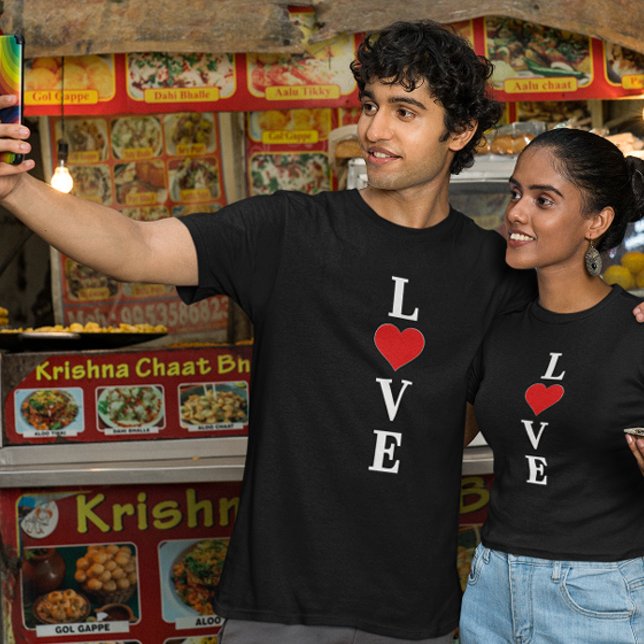 Camiseta Clásico AMOR al corazón con un giro moderno (Subido por el creador)